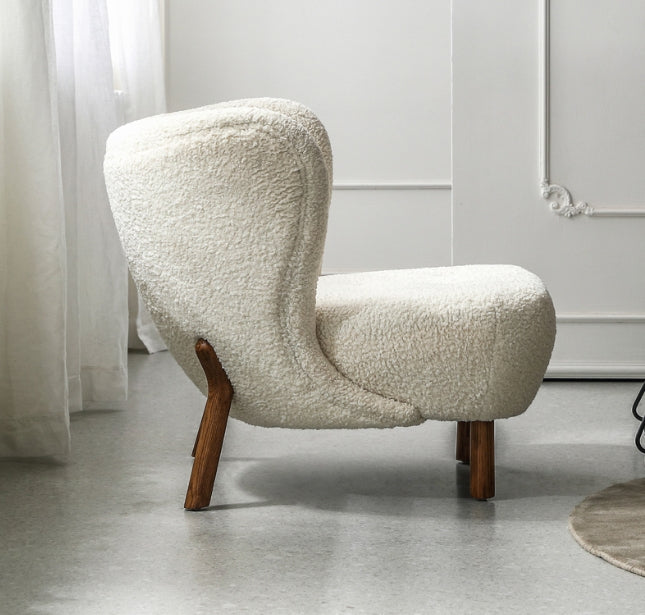 Lilla Petra Lounge Chair in Short Hair White Bouclé