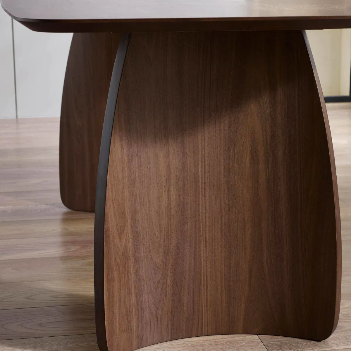 Contemporary Dining Table | Curved Legs | Walnut Wood Finish