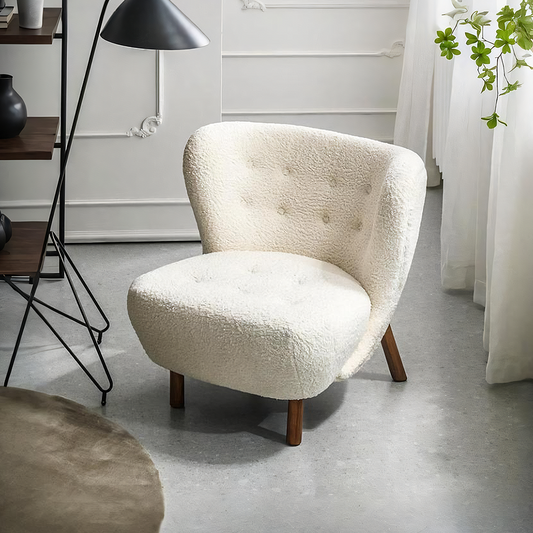 Lilla Petra Lounge Chair in Short Hair White Bouclé